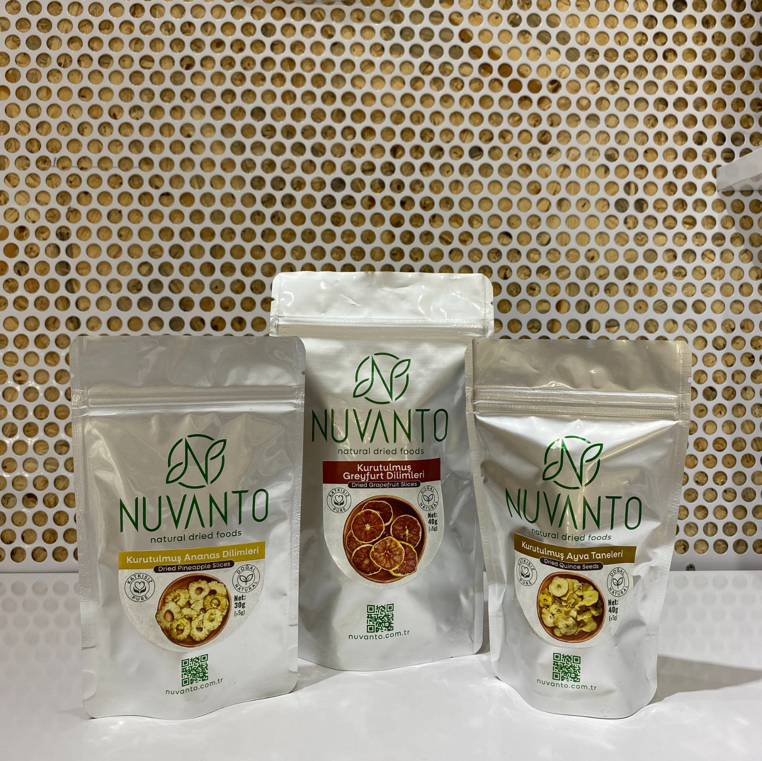 Mixed Dried Fruit Grapefruit Pineapple Quince